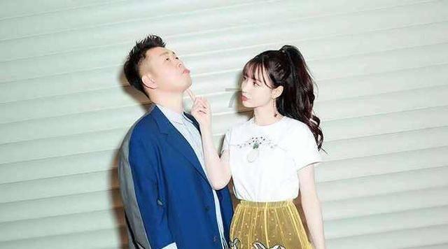 如果女人说我想你+男人就说你离婚吧+男人什么意思你好？